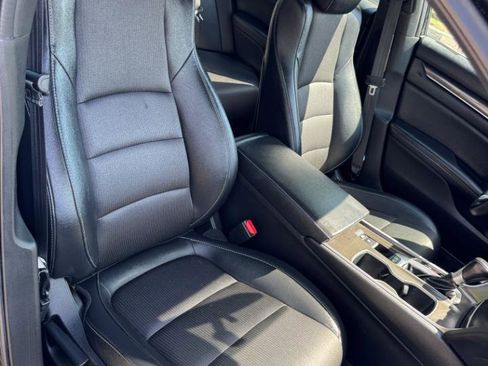 Used 2019 Honda Accord Sport image 20