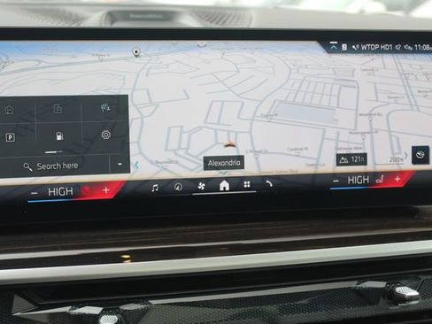 Used 2025 BMW X7 xDrive40i image 20