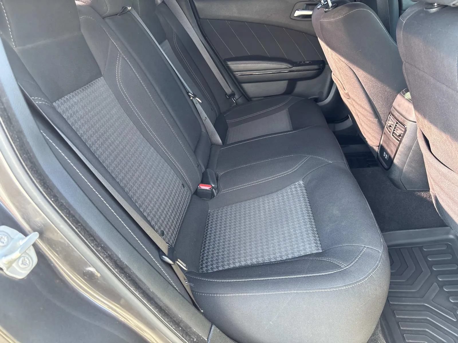 Used 2023 Dodge Charger SXT w/ Blacktop Package RWD image 17