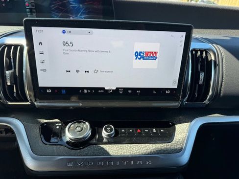 New 2025 Ford Expedition Tremor image 22