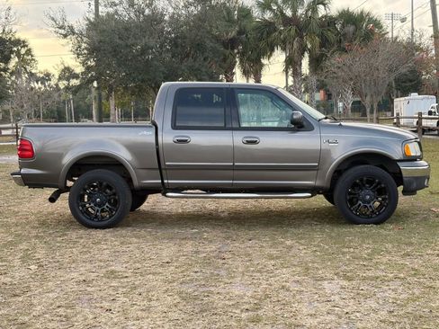 Used 2002 Ford F150 King Ranch image 4