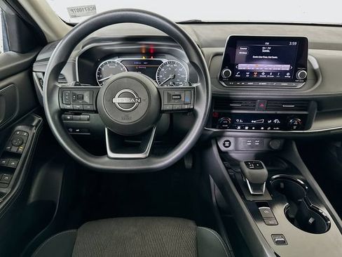 Used 2024 Nissan Rogue SV FWD image 22