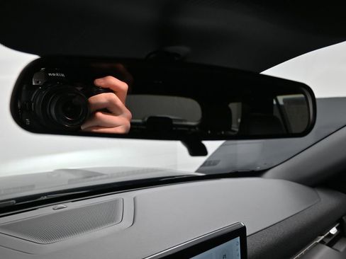 New 2026 Ford Explorer ST-Line w/ ST-Line Street Pack image 19