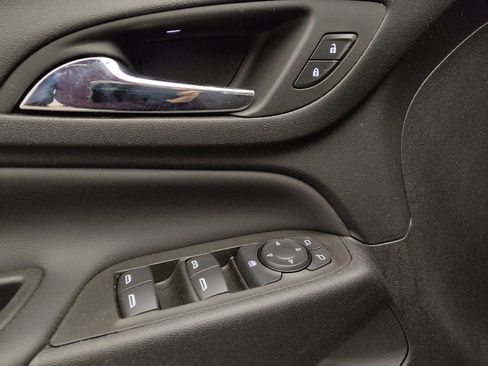 Used 2024 Chevrolet Equinox LT w/ LPO, Floor Liner Package image 27