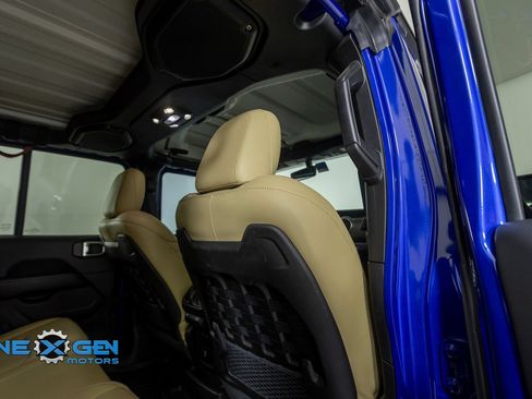 Used 2019 Jeep Wrangler Unlimited Rubicon AWD/4WD image 33