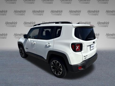 Used 2023 Jeep Renegade Latitude AWD/4WD image 7