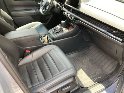 Used 2024 Honda CR-V EX-L image 2