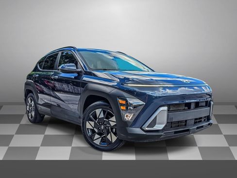 Used 2025 Hyundai Kona SEL FWD image 1
