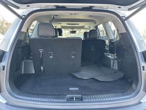 Used 2022 Kia Telluride EX w/ EX Premium Package image 24