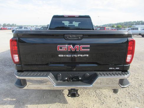 New 2026 GMC Sierra 3500 SLE w/ SLE Value Package AWD/4WD image 5