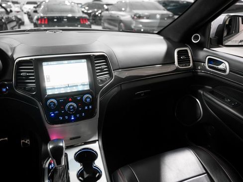 Used 2018 Jeep Grand Cherokee Trackhawk AWD/4WD image 22
