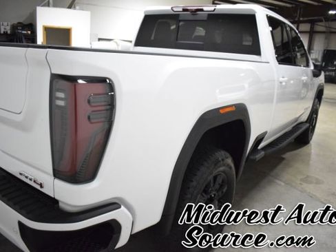 Used 2024 GMC Sierra 3500 AT4 w/ AT4 Premium Plus Package AWD/4WD image 5