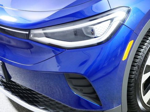 Used 2022 Volkswagen ID.4 Pro S w/ Gradient Package image 16