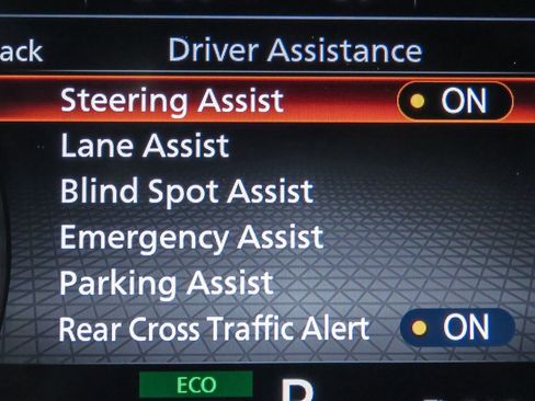 Certified 2025 Nissan Rogue SV image 24