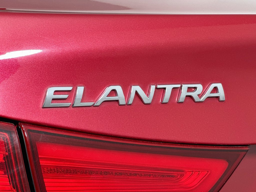 Used 2014 Hyundai Elantra Sport FWD image 11