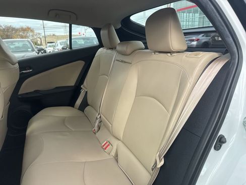 Used 2022 Toyota Prius XLE image 15