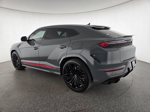 Used 2025 Lamborghini Urus SE AWD/4WD image 16