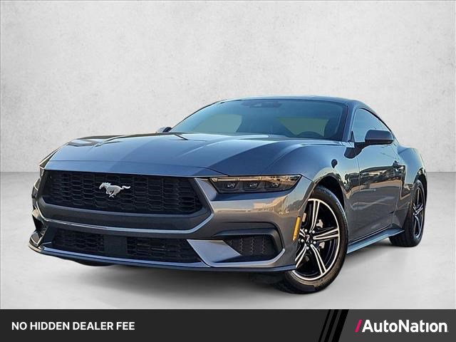 Used 2025 Ford Mustang Coupe RWD image 1
