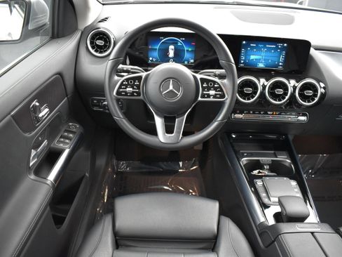 Used 2021 Mercedes-Benz GLA 250 4MATIC image 14