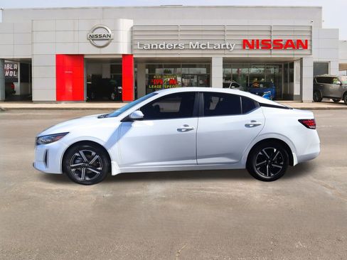 New 2025 Nissan Sentra SV w/ All-Weather Package image 6