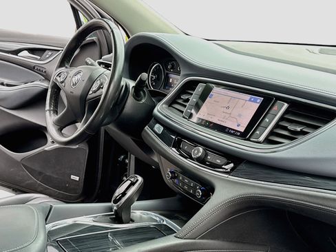 Used 2020 Buick Enclave Premium w/ Sun and Sites Package AWD/4WD image 13
