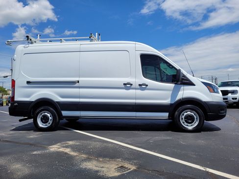 Used 2020 Ford Transit 250 Medium Roof RWD image 2