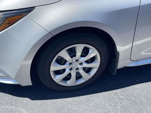 Used 2026 Toyota Corolla LE image 7