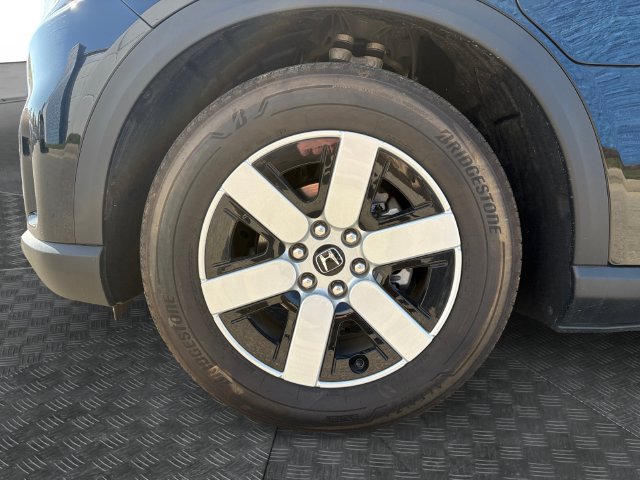 Used 2024 Honda Prologue EX image 13