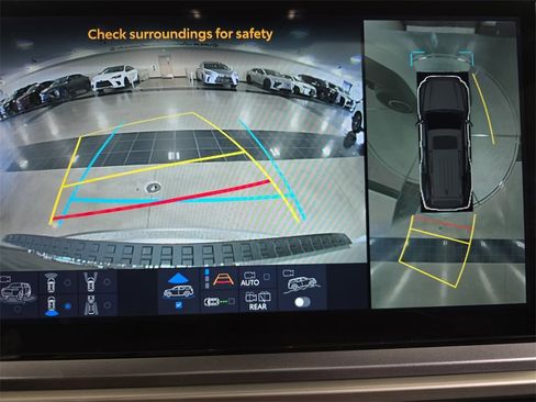 Used 2025 Toyota 4Runner TRD Off-Road Premium w/ Tow Technology Package image 26