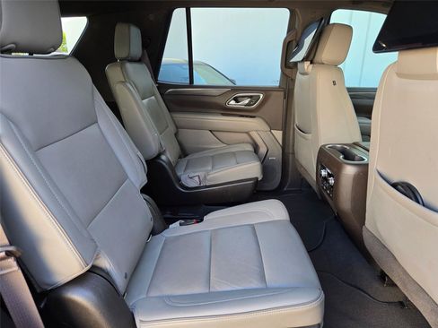 Used 2021 GMC Yukon SLT w/ SLT Luxury Plus Package RWD image 33