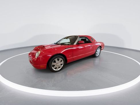 Used 2002 Ford Thunderbird RWD image 4