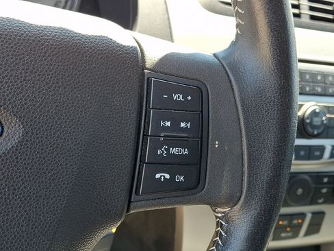 Used 2008 Ford Focus SE FWD image 22