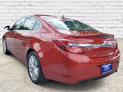 Used 2014 Buick Regal image 2