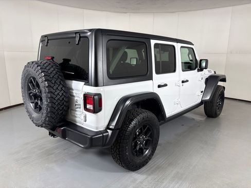 Used 2025 Jeep Wrangler Unlimited Sport AWD/4WD image 8