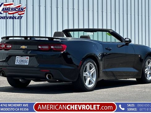 Used 2019 Chevrolet Camaro LT RWD image 5