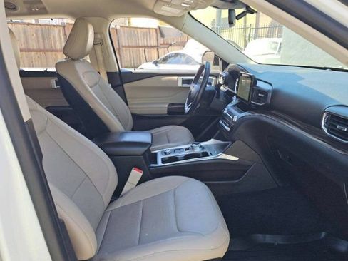 Used 2020 Ford Explorer Limited AWD/4WD image 30