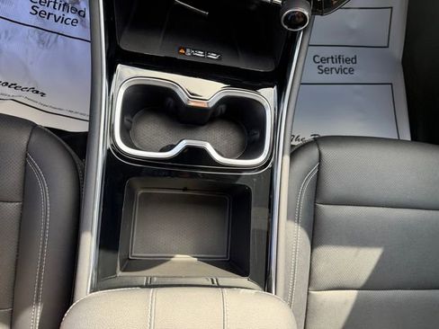 Certified 2025 Chevrolet Traverse LT image 31