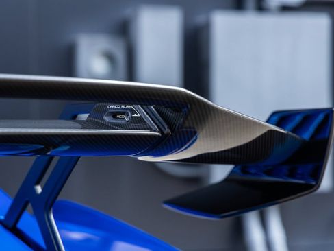 Used 2022 Lamborghini Huracan STO RWD image 9