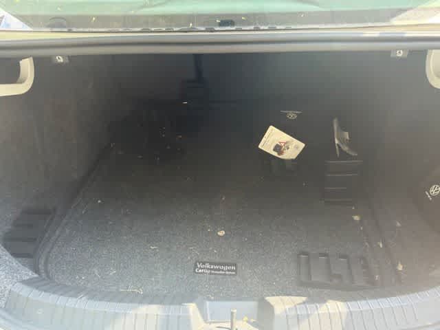 Used 2024 Volkswagen Jetta Sport FWD image 23