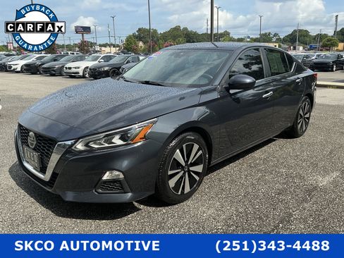 Used 2022 Nissan Altima 2.5 SV FWD image 1