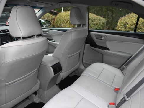 Used 2017 Toyota Camry XLE image 15