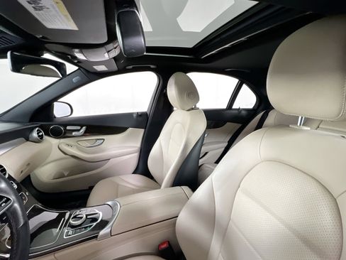Used 2019 Mercedes-Benz C 300 4MATIC Sedan image 21