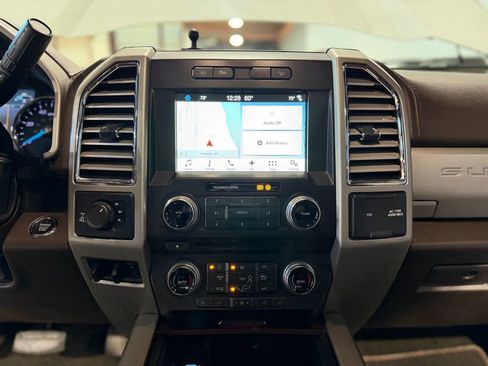 Used 2017 Ford F250 King Ranch w/ King Ranch Ultimate Package image 18