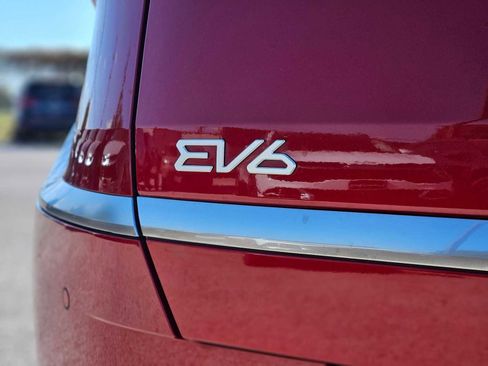 Used 2023 Kia EV6 Wind image 13