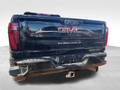 Used 2024 GMC Sierra 2500 Denali w/ Denali Reserve Package image 8