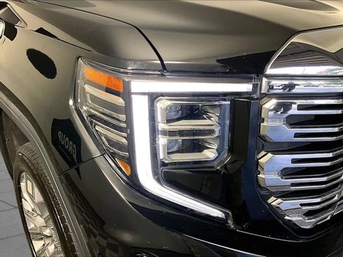 Certified 2025 GMC Sierra 1500 Denali w/ Denali Reserve Package AWD/4WD image 27