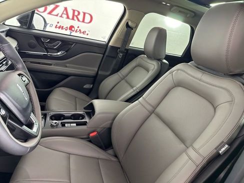 New 2026 Lincoln Corsair Premiere image 13