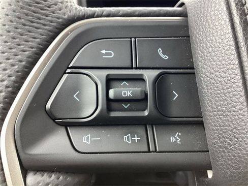 Certified 2025 Toyota Tacoma SR5 w/ SR5 Upgrade Package image 18