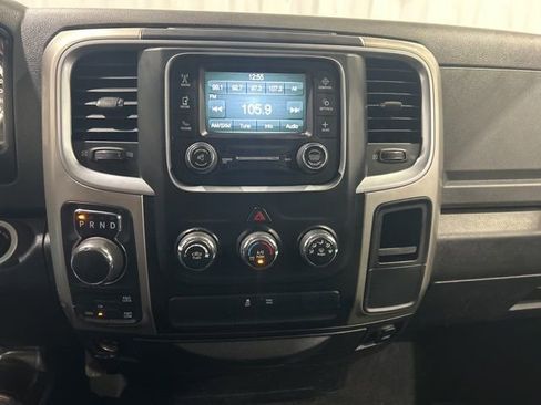 Used 2018 RAM 1500 Classic SLT AWD/4WD image 15