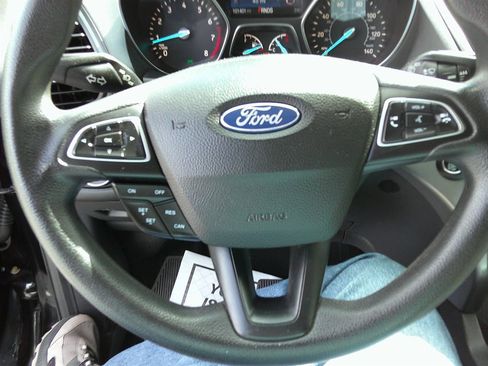 Used 2019 Ford Escape SE AWD/4WD image 10